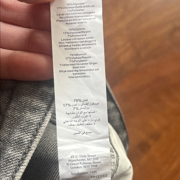 New Pretty Little Things Women's Gray Jeans - Picture 16 of 16